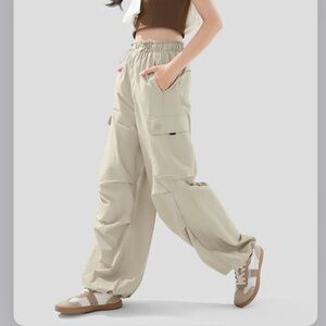 Beneunder Parachute Pants
